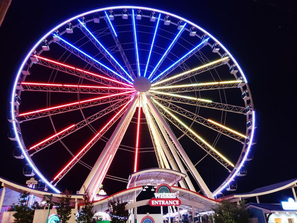 Bridgewood Cabin, Hot Tub, 1089 Of Free Attraction Tickets For Each Paid Day, Dollywood And More! Pigeon Forge Luaran gambar