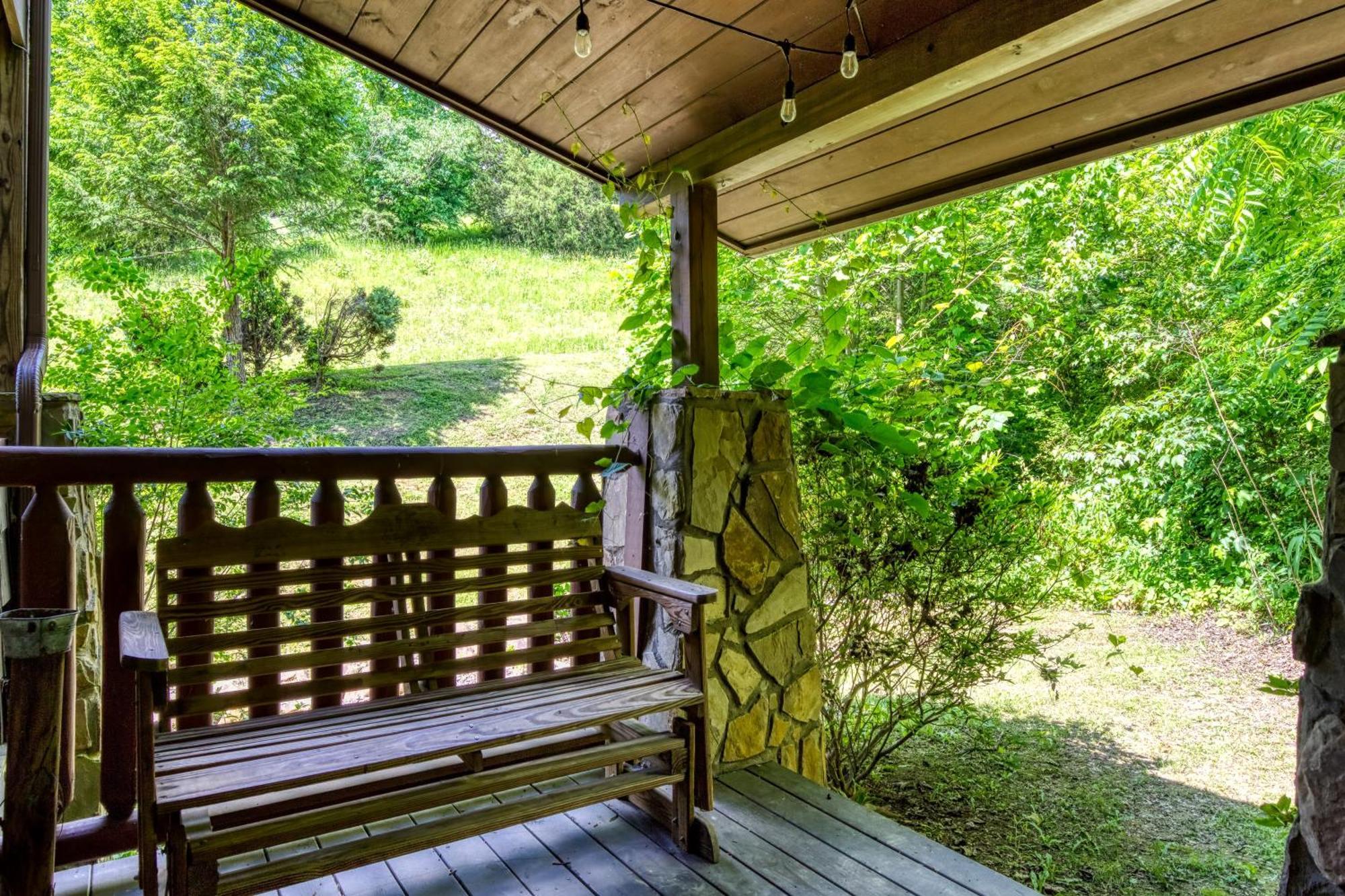 Bridgewood Cabin, Hot Tub, 1089 Of Free Attraction Tickets For Each Paid Day, Dollywood And More! Pigeon Forge Luaran gambar